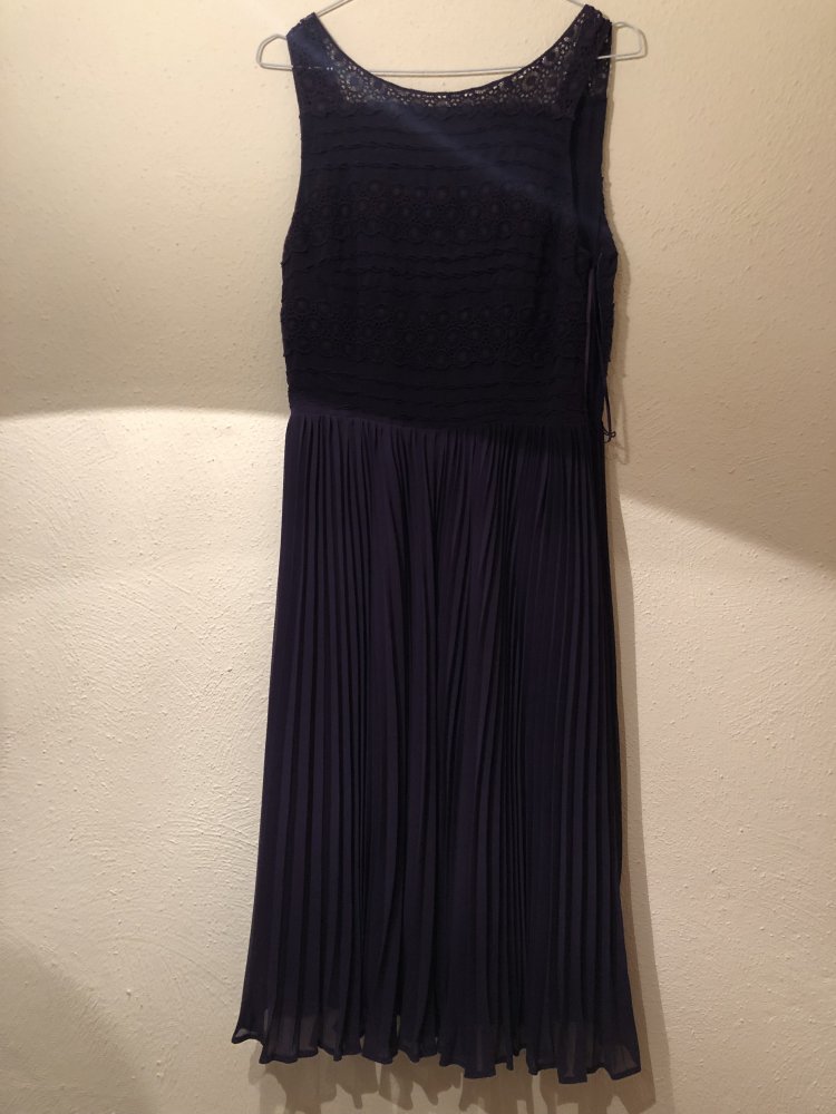 Plisseekleid von Oasis