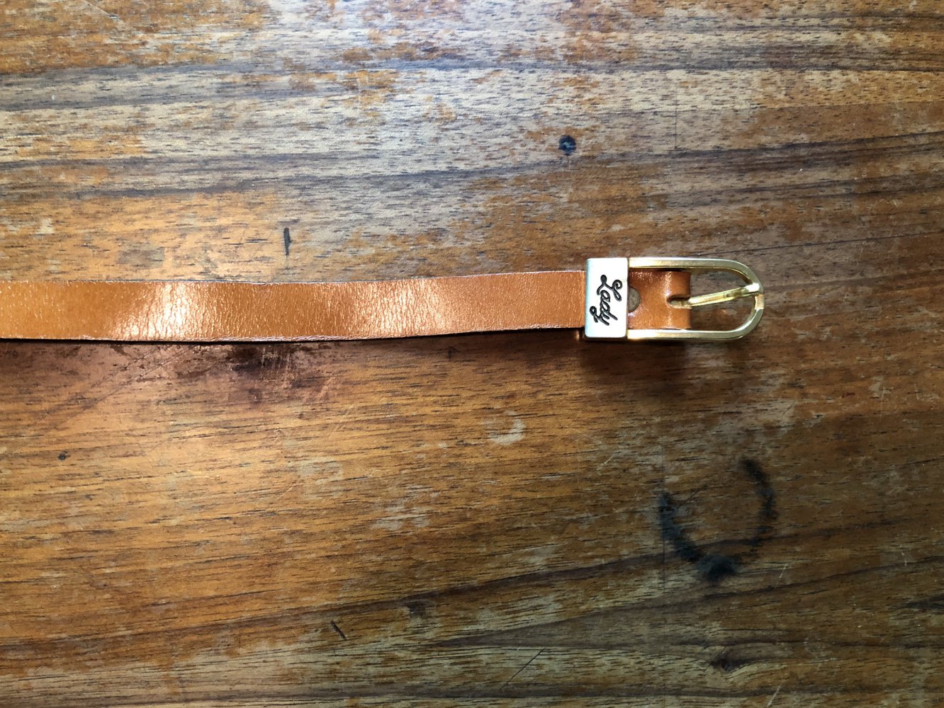 Schmaler Ledergürtel 