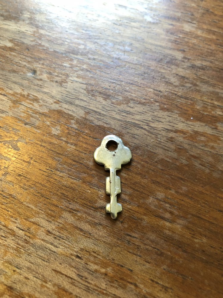 Anhänger in Schlüsselform