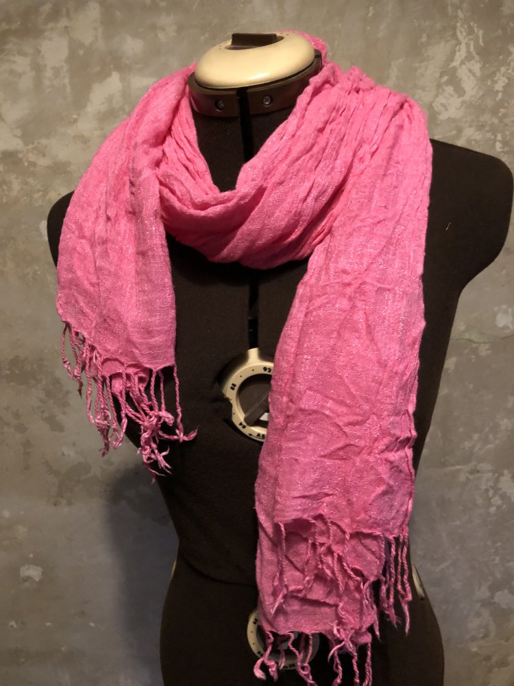 Rosafarbenes Halstuch 