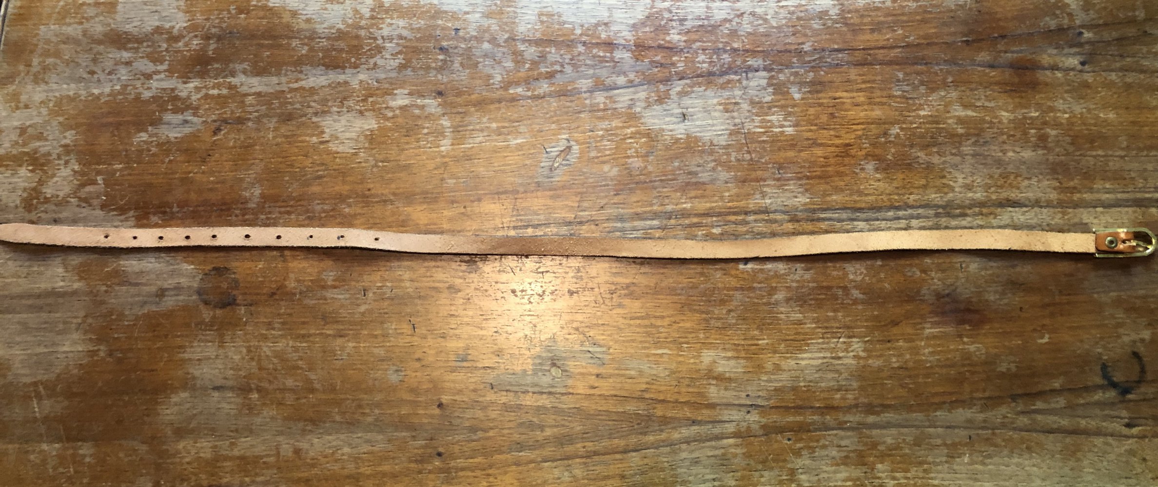 Schmaler Ledergürtel 