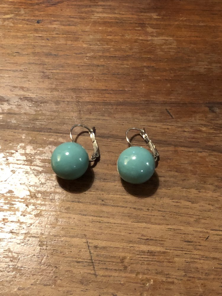 Ohrringe mit türkisener Perle