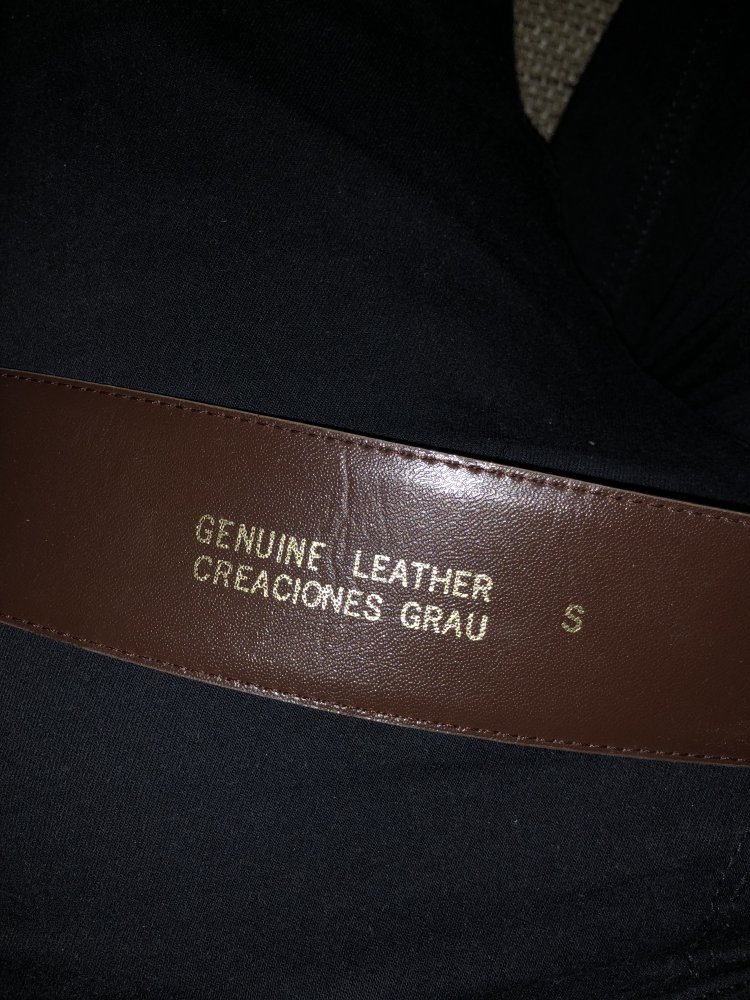 Brauner Gürtel aus Leder