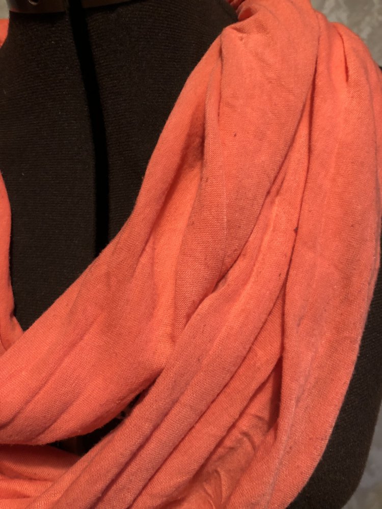 (Rot)orangener Schlauchschal