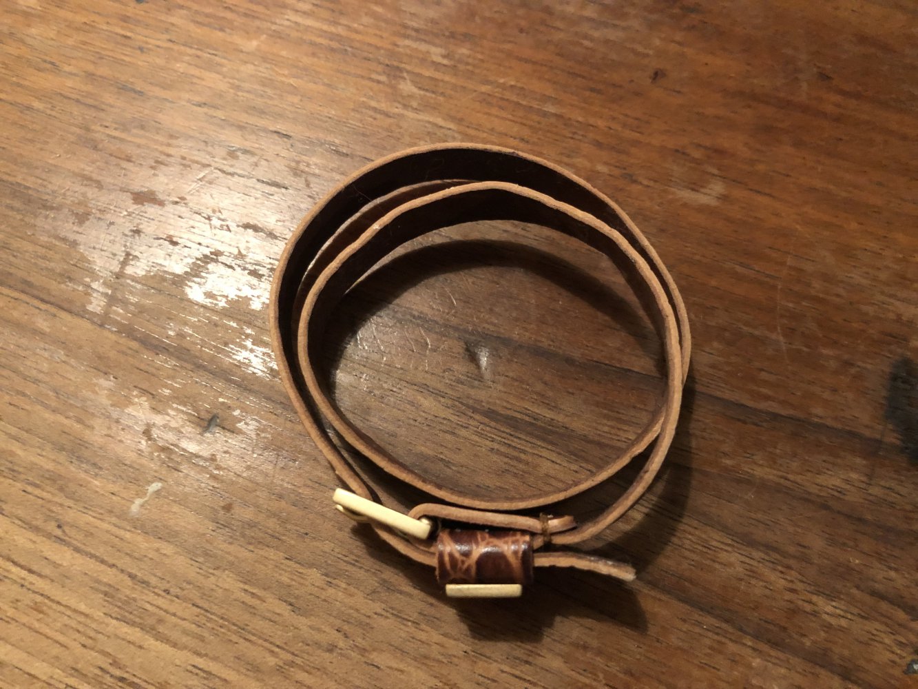 Armband aus Kunstleder 