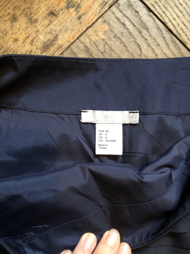 Dunkelblauer eleganter Taillenrock