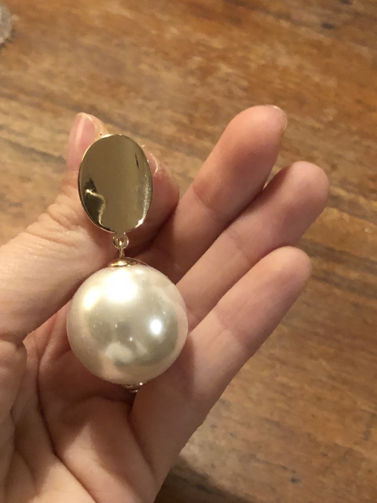 Großer Perlenohrring