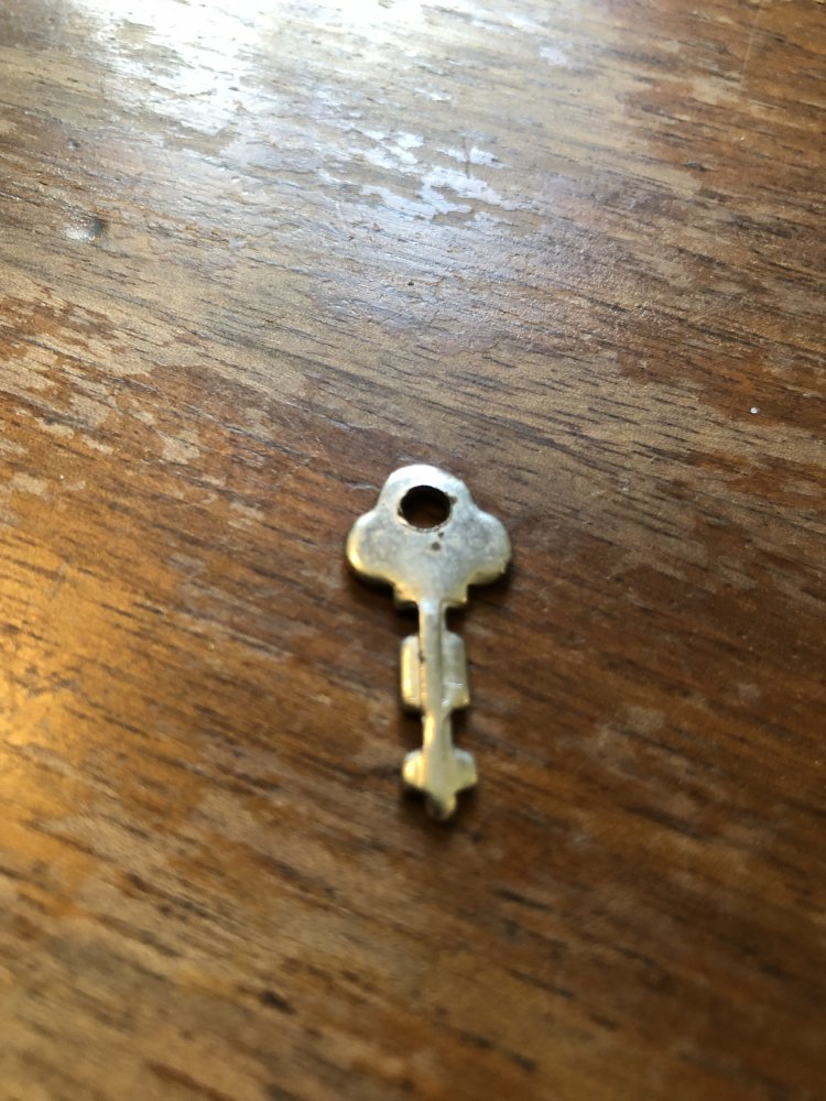 Anhänger in Schlüsselform