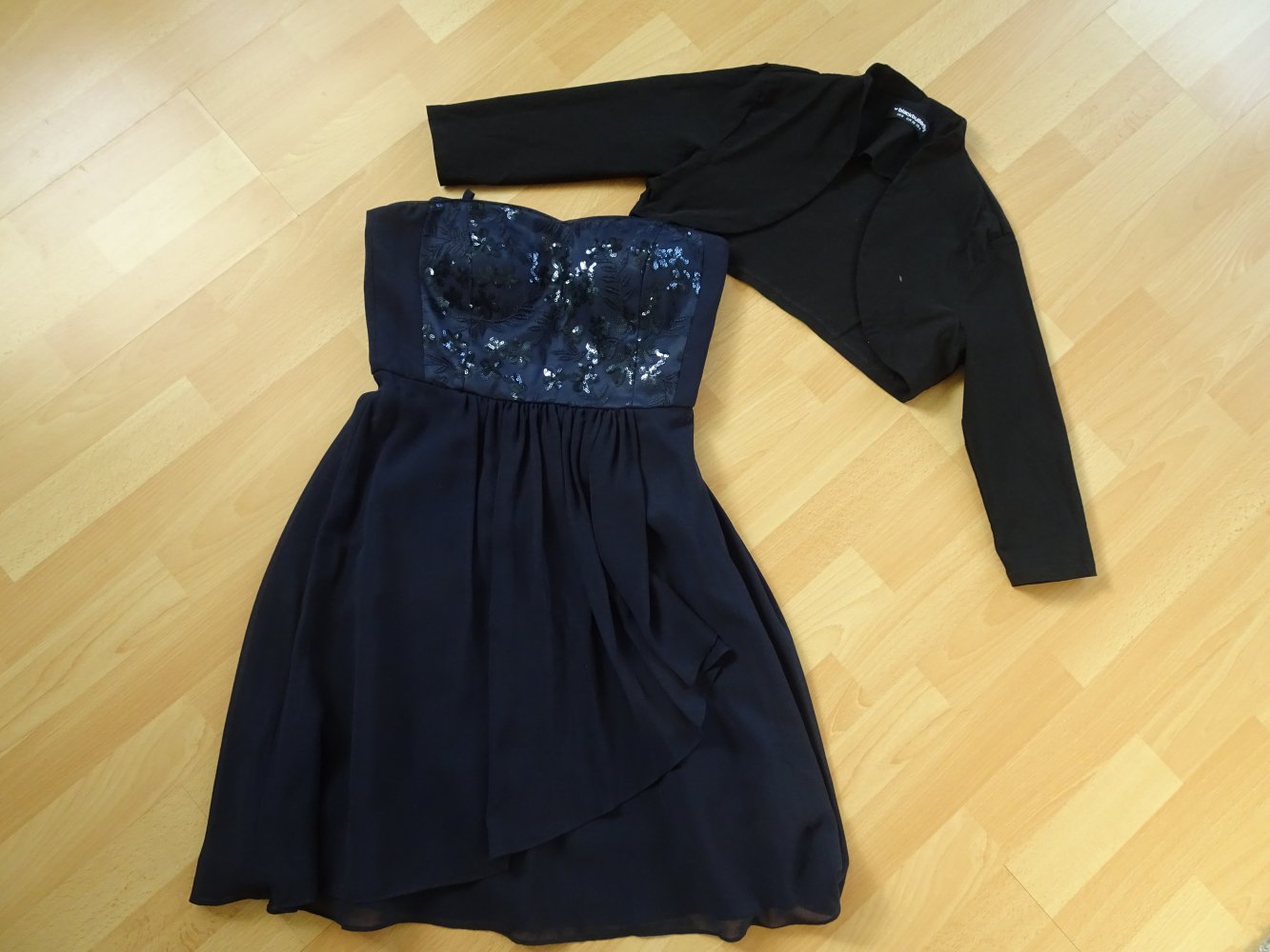 Cocktailkleid Jugendweihe Abiball festliches Kleid Gr.34 neuw. und Bolero