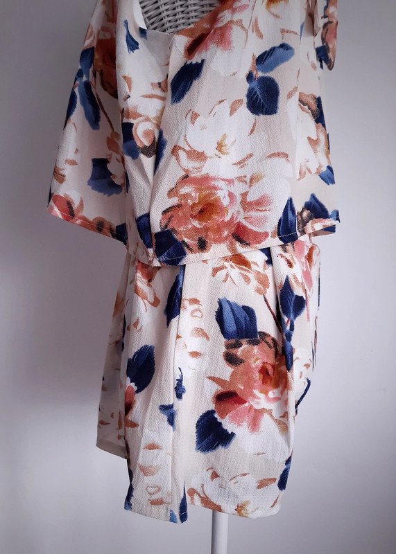 Cremefarbener Zweiteiler mit Blumenmuster | Gr. L (eher Gr. S) | floraler Print