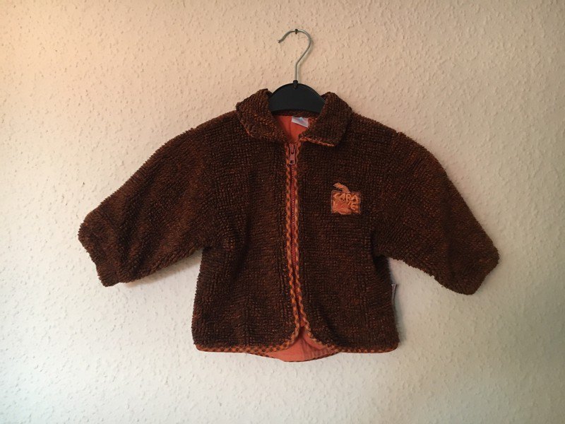 Orangene Jacke (74)