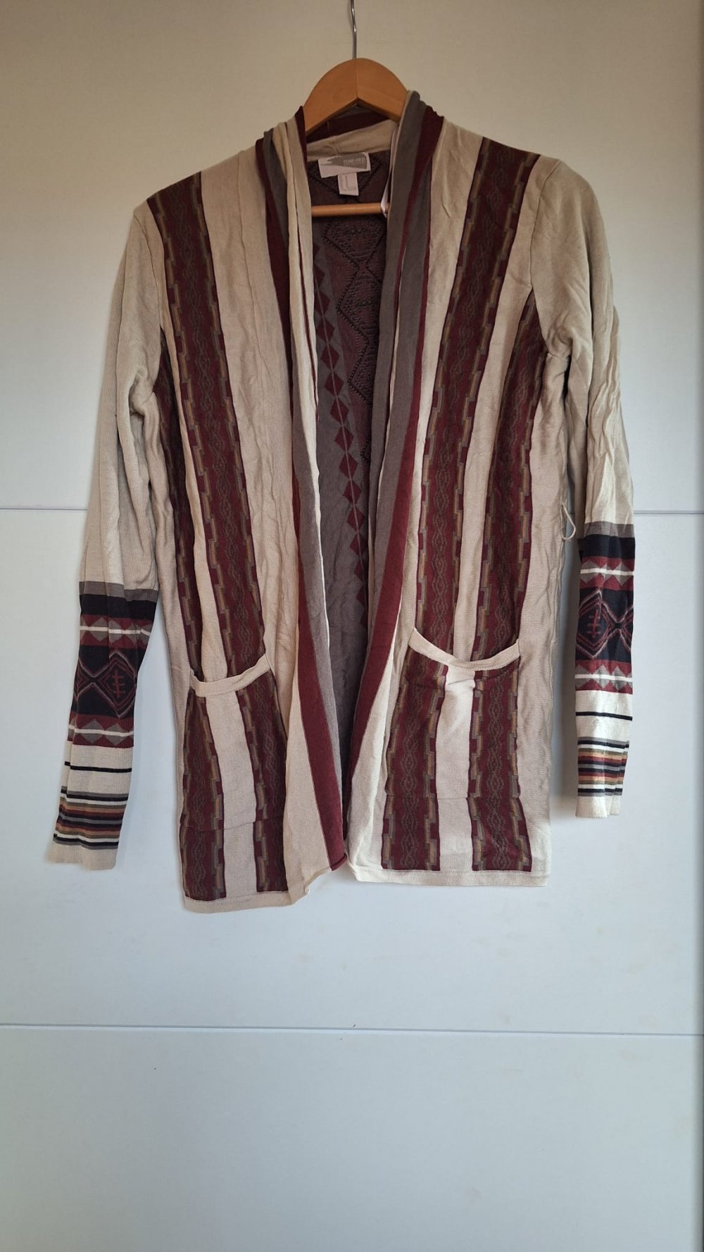 Bemusterter Cardigan