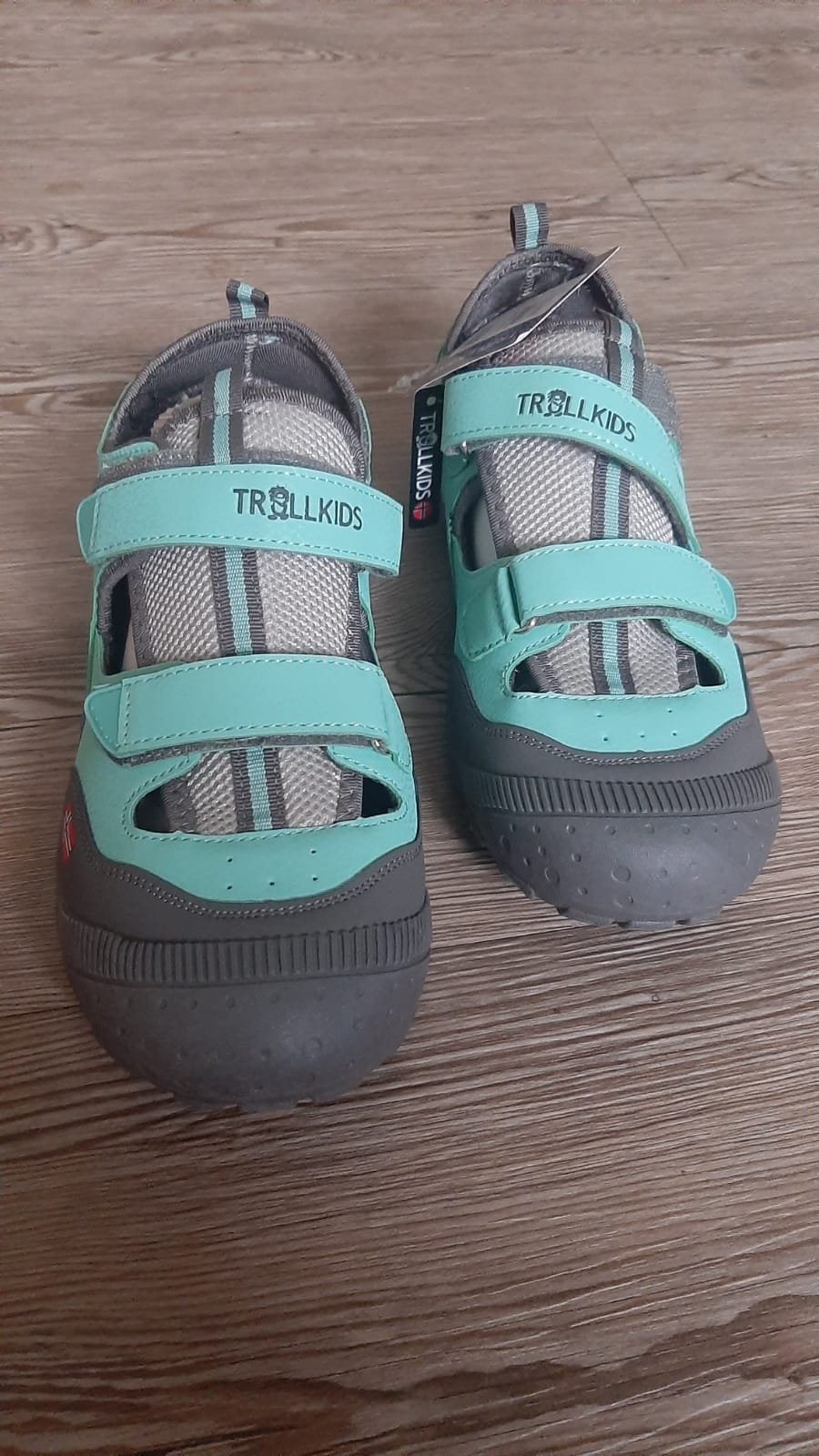 Türkise Trollkids Sandalen