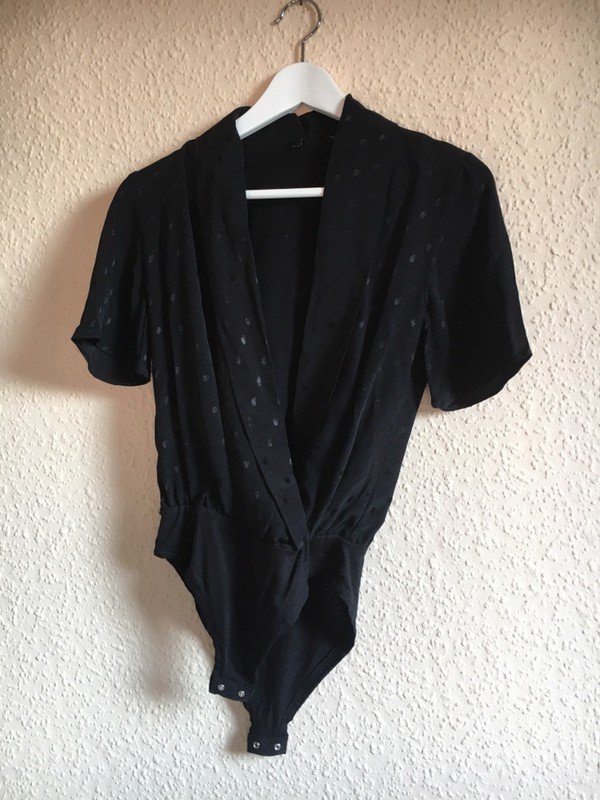 Schwarze Bluse (Body)