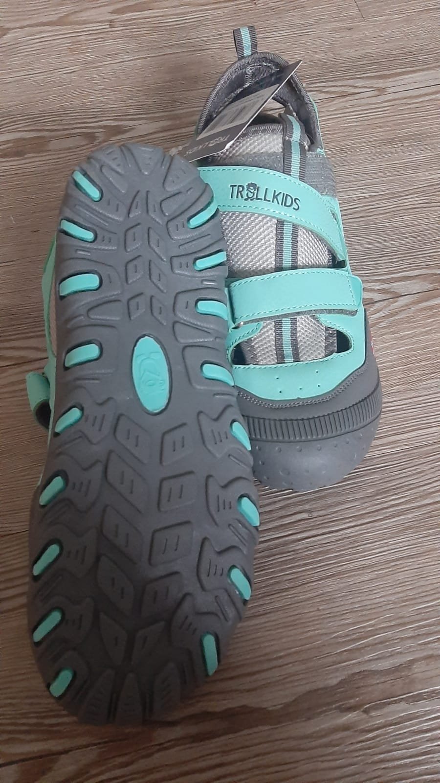 Türkise Trollkids Sandalen