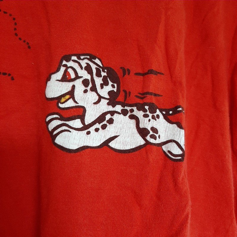 Rotes Dalmatiner T-Shirt