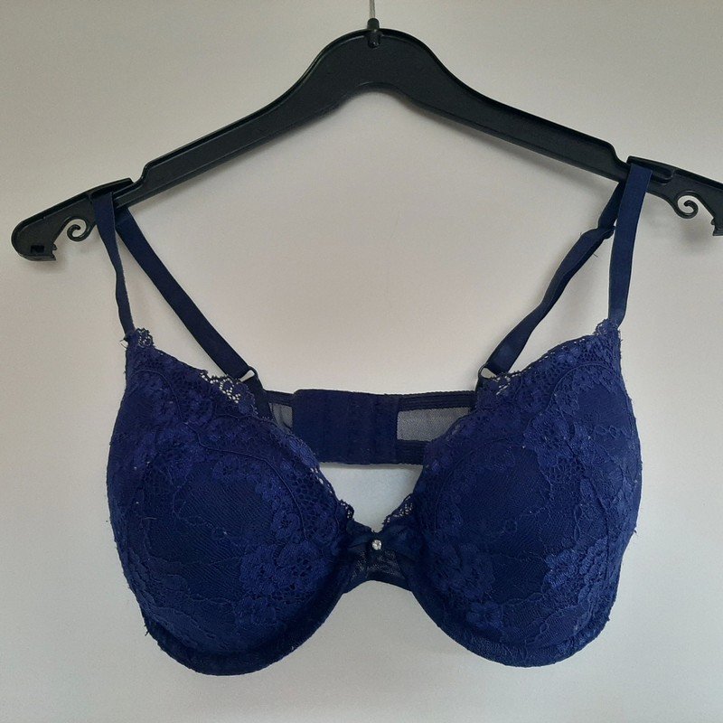 Blauer BH (Spitze)