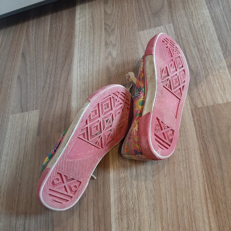 Vintage Kinderschuhe Blumen