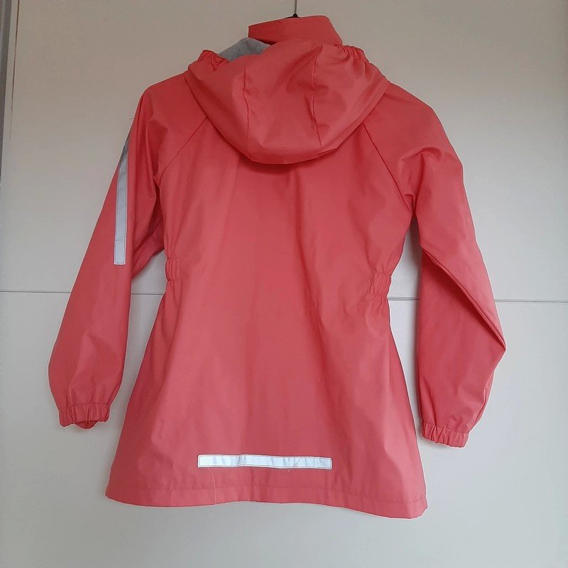 Regenjacke mit Reflektorstreifen