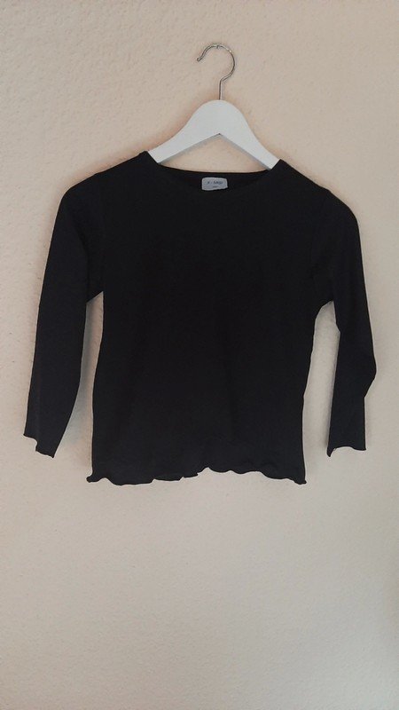 Schwarzer Pulli (doppellagig)