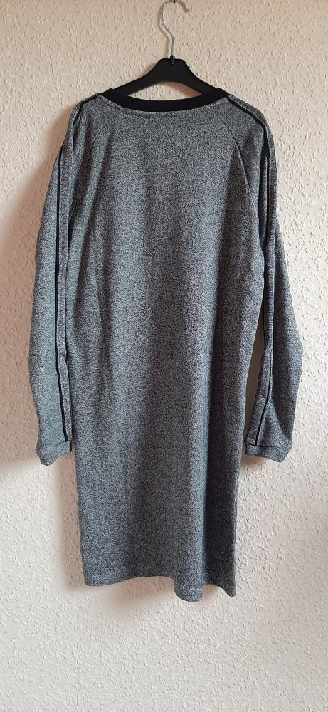 Gemütliches Strickkleid 