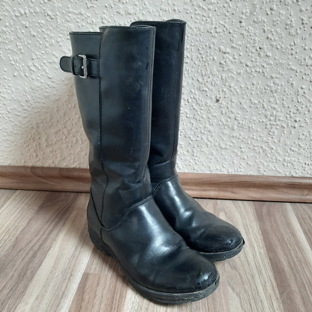 Schwarze Stiefel (34)