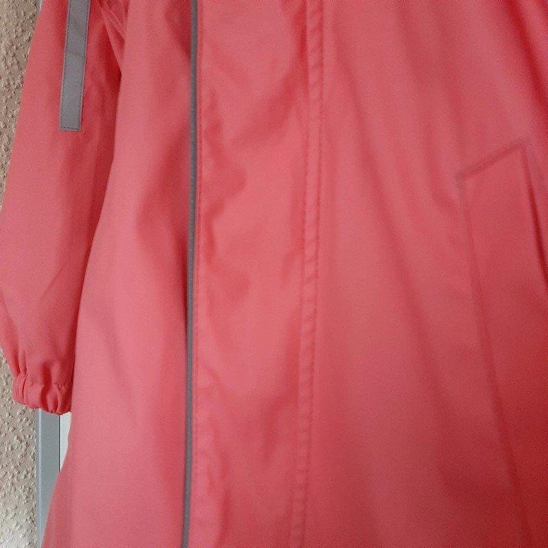 Regenjacke mit Reflektorstreifen