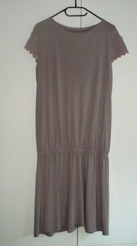 Esprit Kleid mit Spitze Gr.40