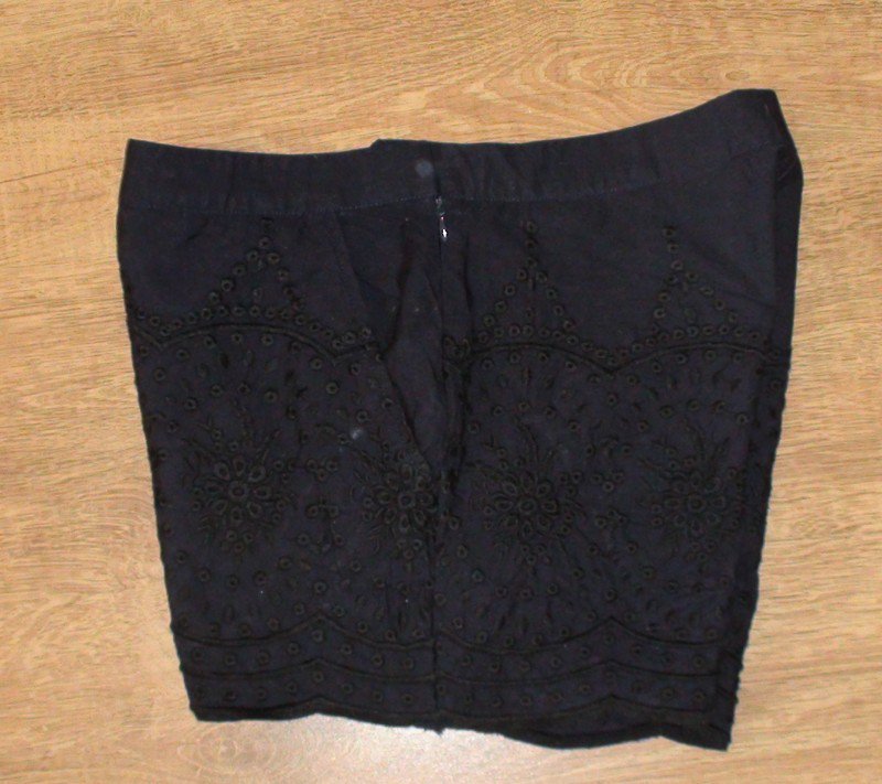 H&M  Stickerei Hotpants Gr.38