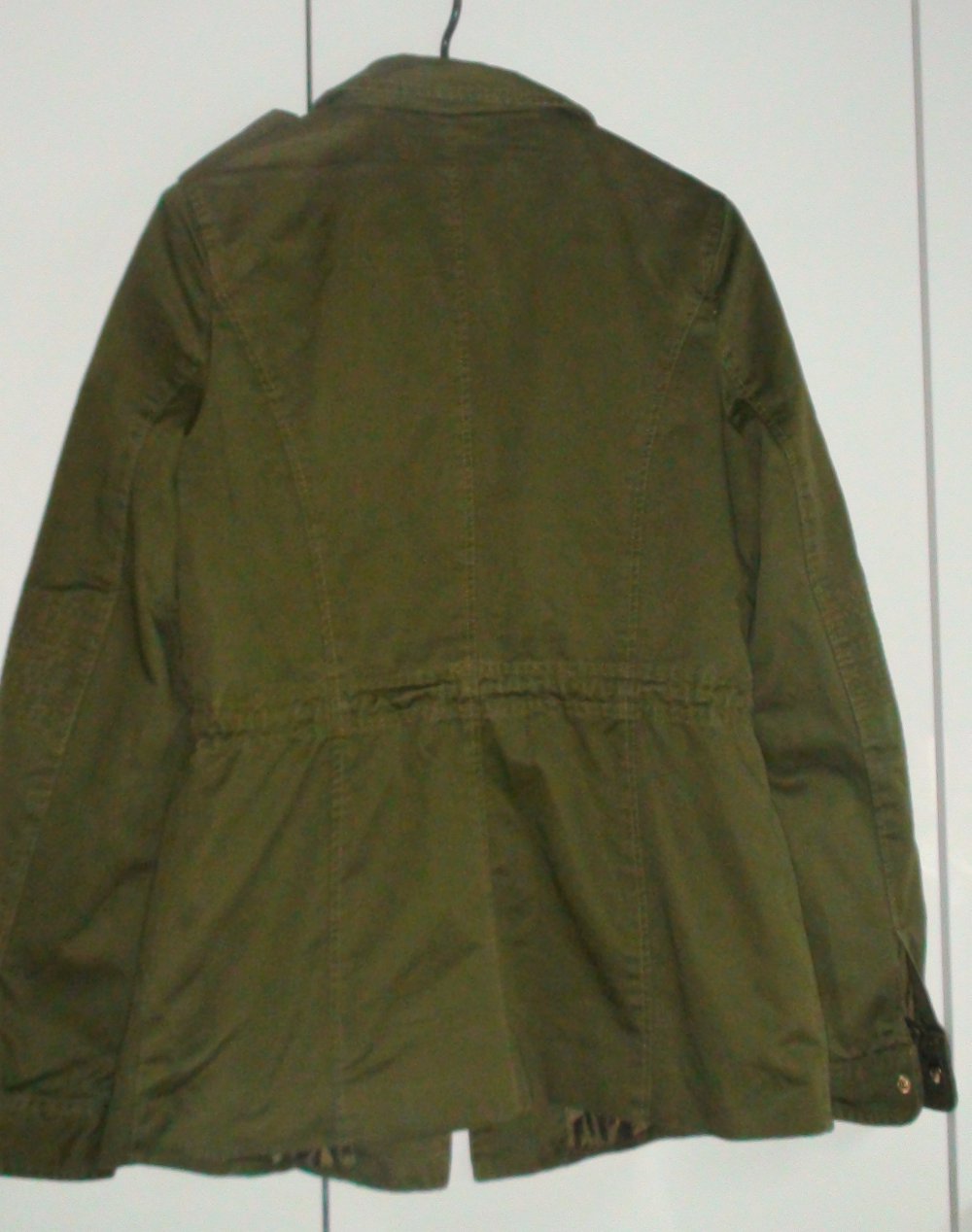 Leichte neuwertige Jack mit Nieten Gr.38