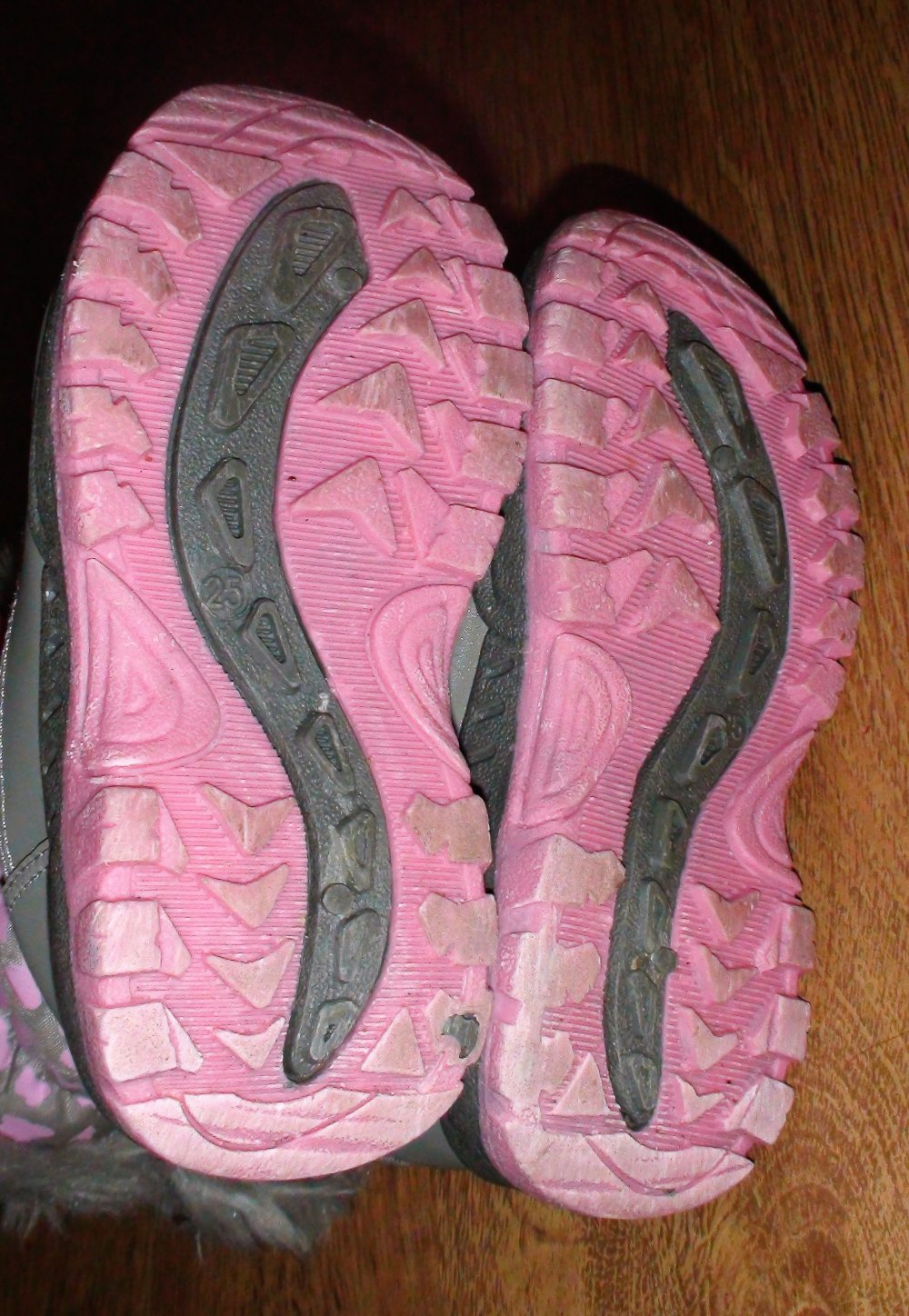 Winter neuwertige Stiefel für Mädchen Gr.25