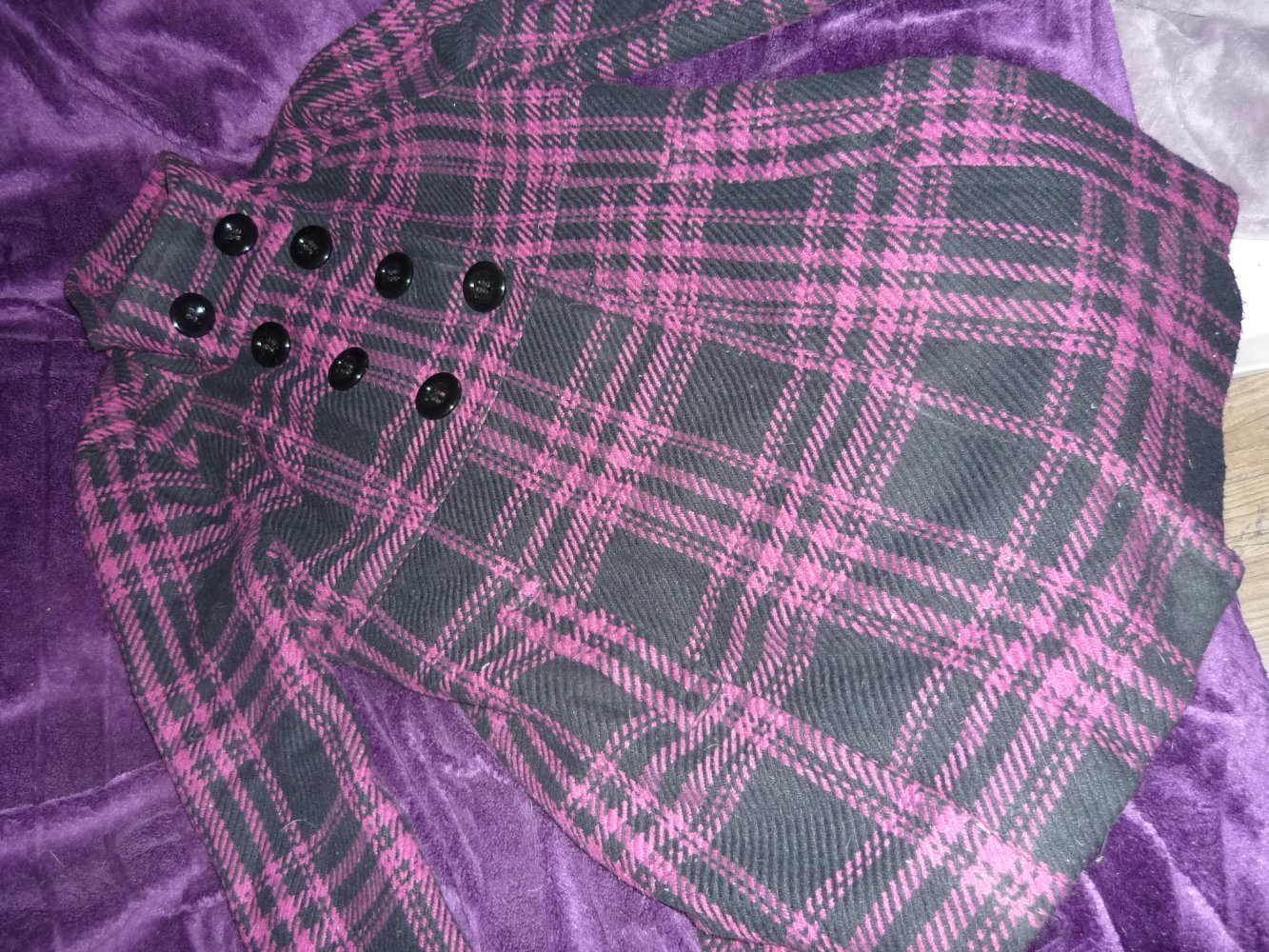 Warmer kurzer  A-förmiger Mantel Gr. 42 Rockabilly Punk