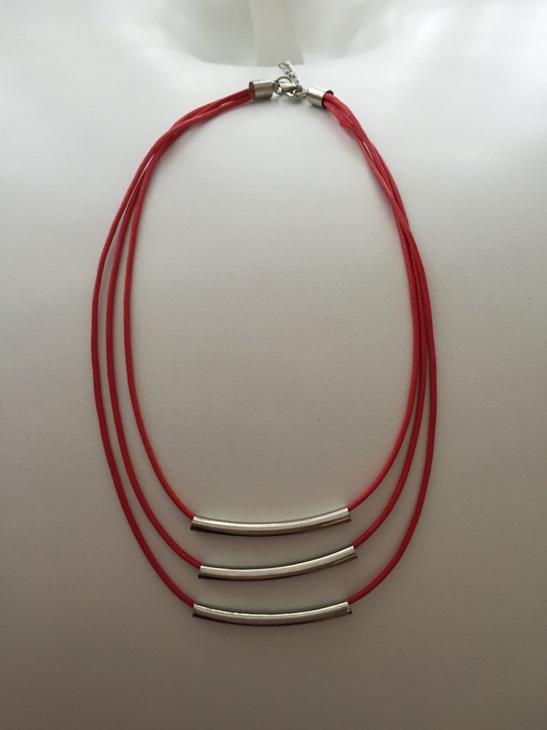  Rote Kette/ neu/ silberfarben/ Modeschmuck/ Schmuck