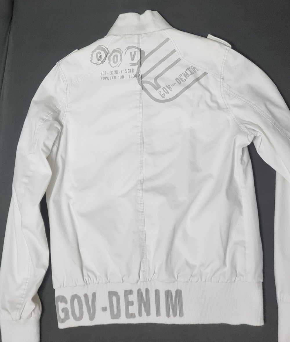 Stylische Weiße Jacke