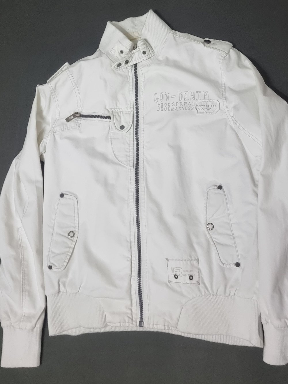 Stylische Weiße Jacke