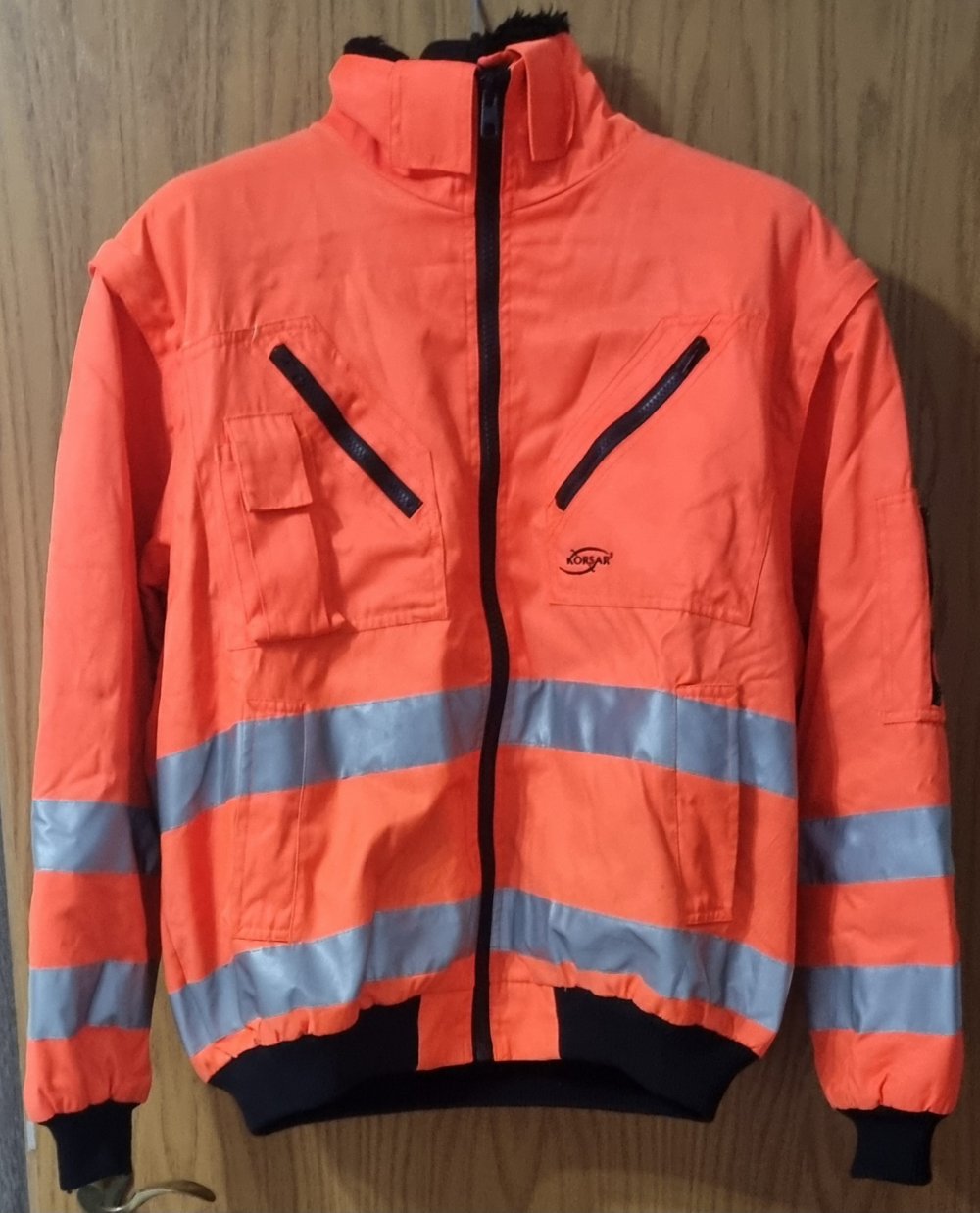Orangene Warnjacke Korsar