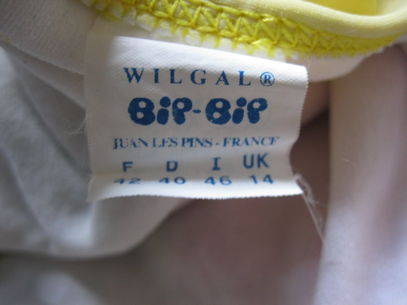 Bikini # Wilgal # Bip Bip Swimwear # Blumen # Gelb / Rot # 40 (Cup B/C)