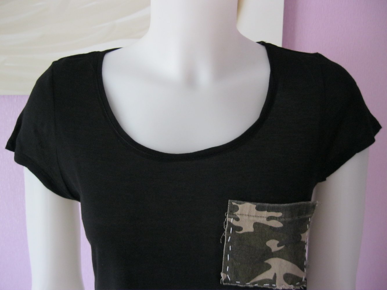 T-Shirt # H&M # Divided # Brusttasche # Camouflage # schwarz # S