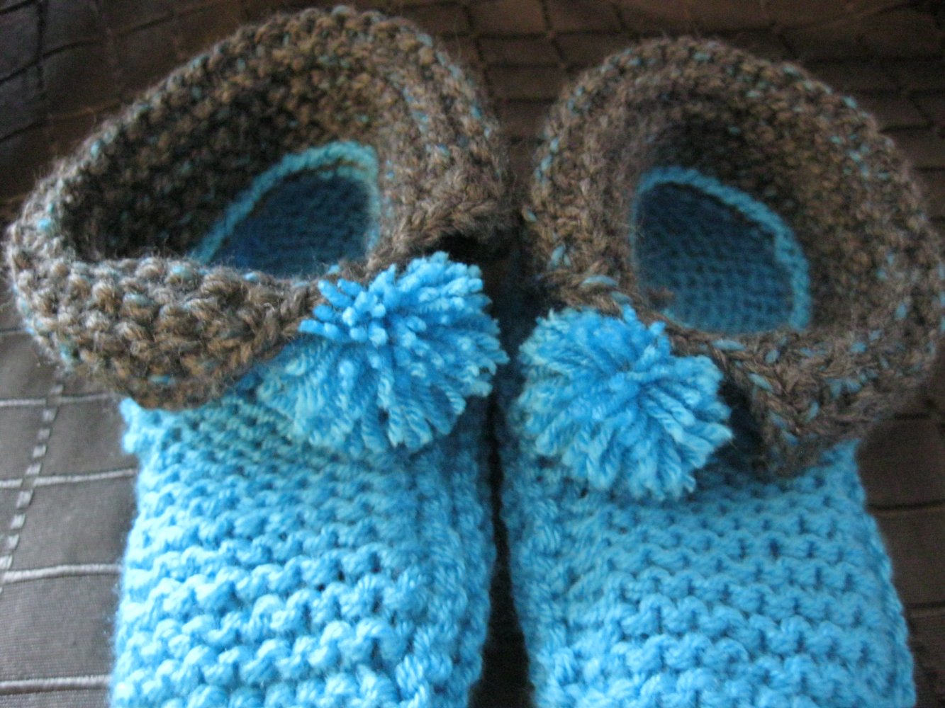 NEU Handmade Hausschuhe/Socken gestrickt Schurwolle/Acryl Türkis/Grau 36-40