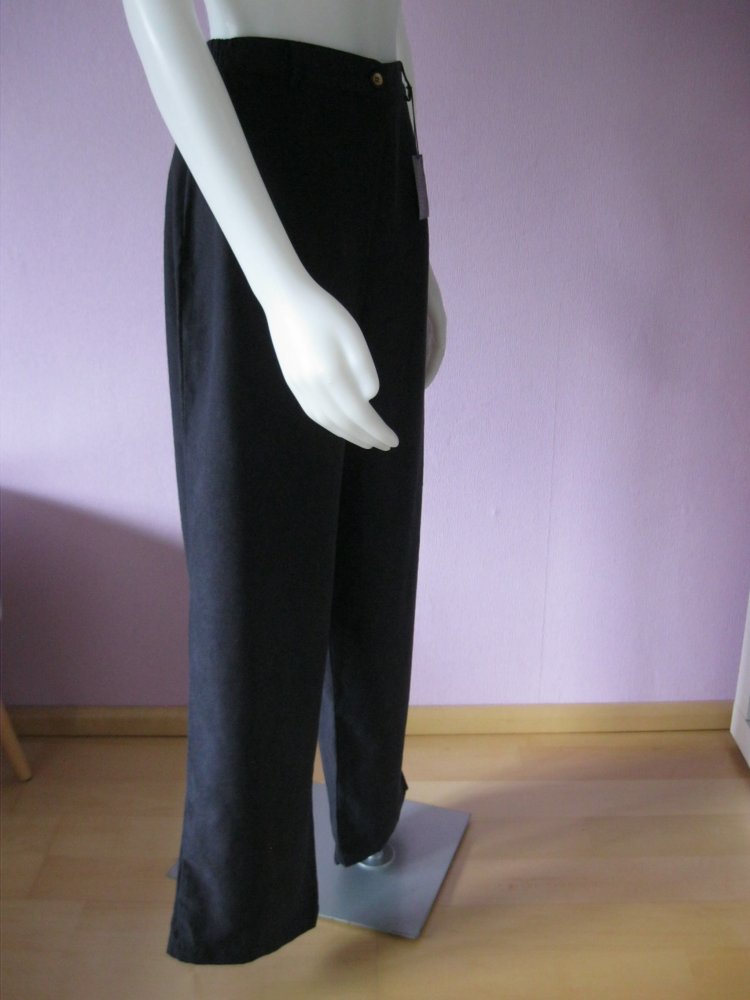 NEU # Stoffhose # Biaggini # Velours # Schwarz # 48