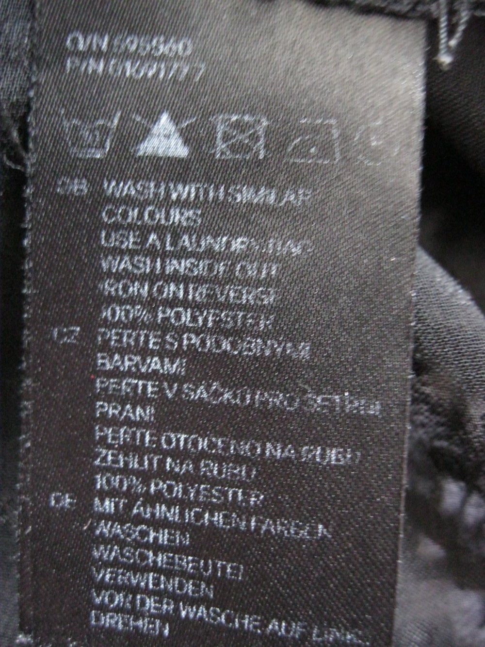 Schößchen-Top / ärmellose Bluse # H&M # Nieten # Schwarz # 38