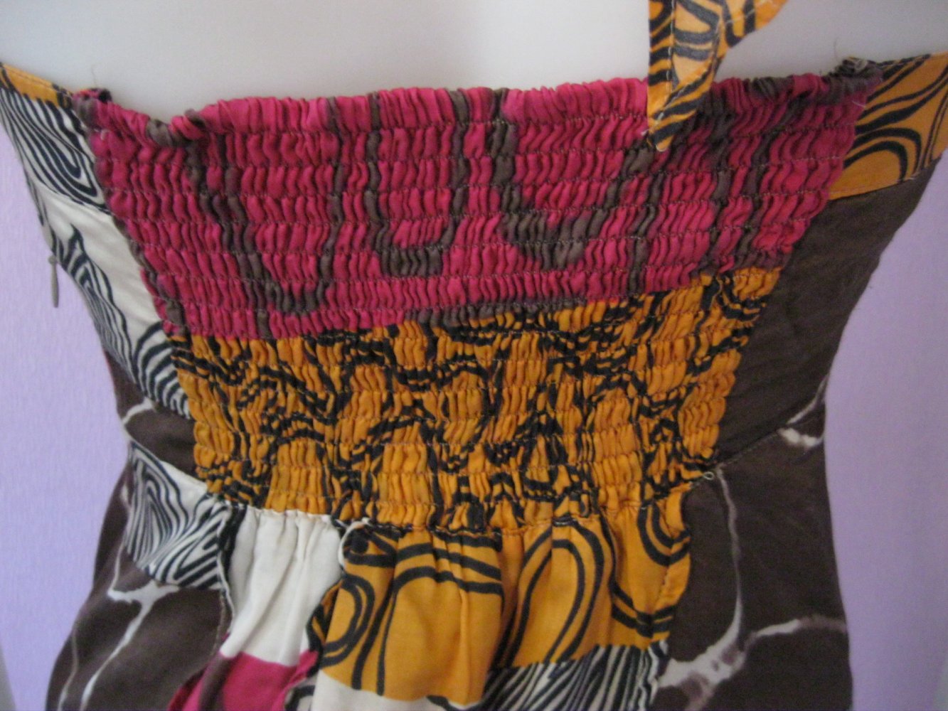 Neckholderkleid # Retro-Design # Kapalua # Seide/Baumwolle # Florales Muster # Bunt # 40