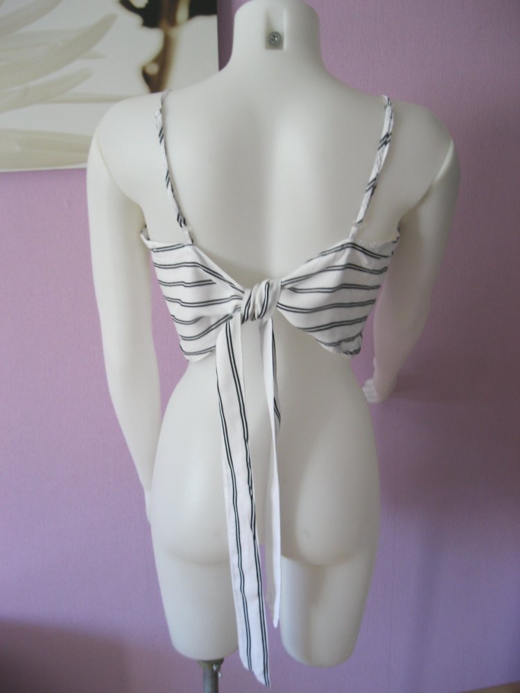 Crop-Top # rückenfrei # gestreift # Schwarz/Weiß # Einheitsgröße