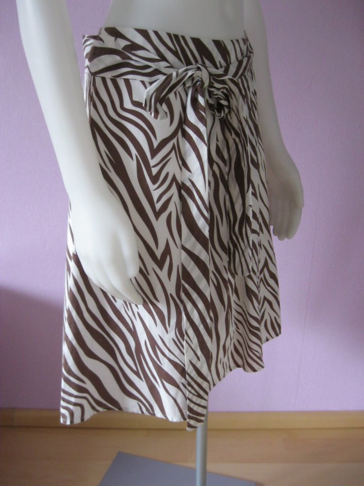 Falten-Rock # Ytrend # Safari-Muster # Creme/Braun # 100% Baumwolle # 38