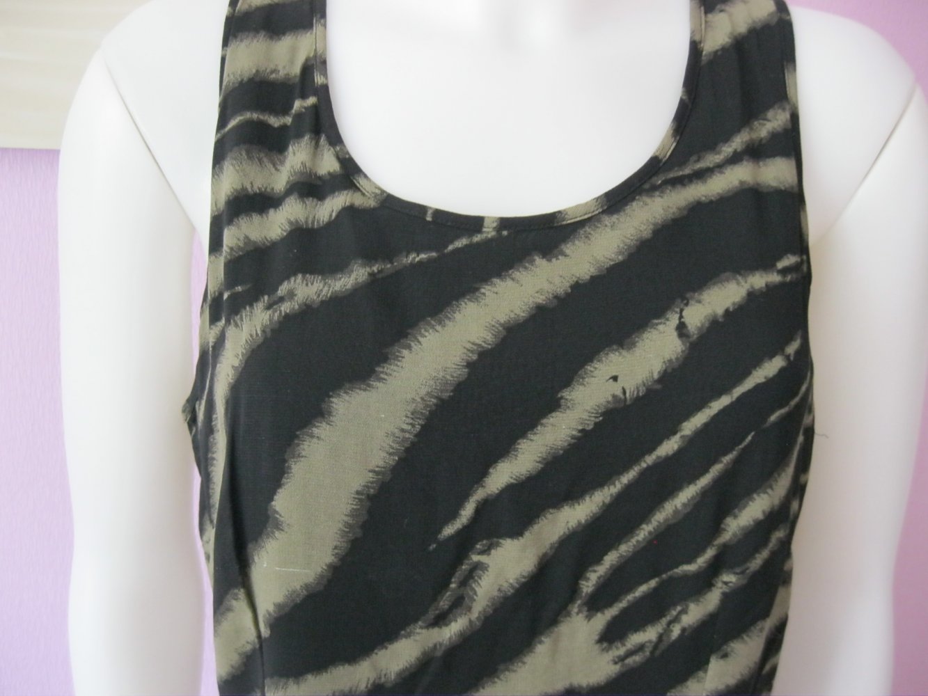 Midi-Kleid # Mexx # Viskose #  Tigermuster # Schwarz / Khaki # 40