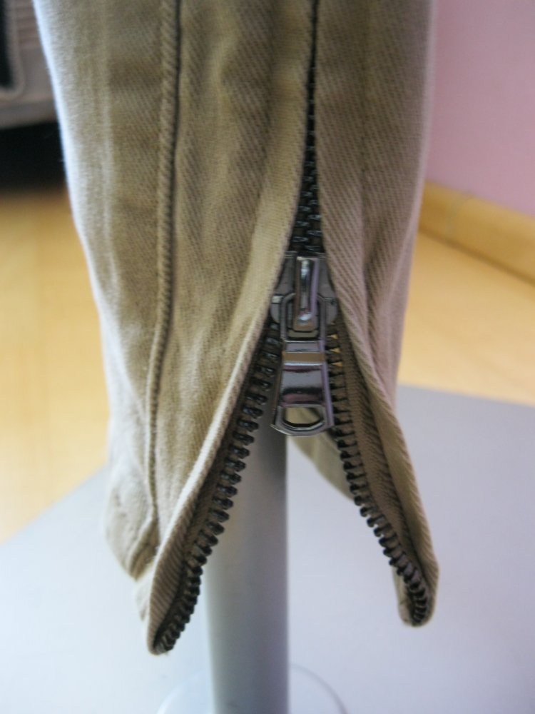 Karottenjeans # 1 2 3 Paris # Khaki # 38