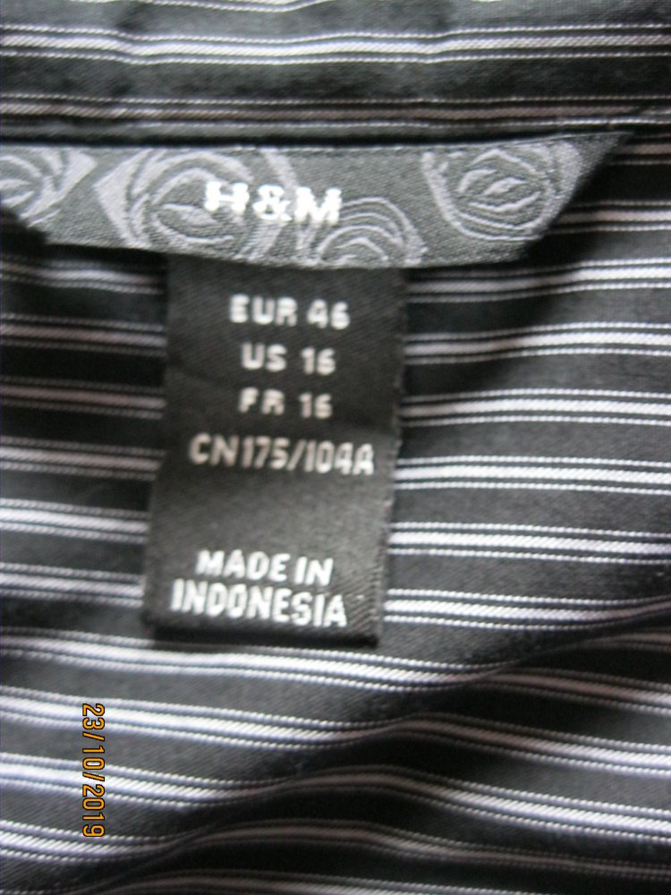 Neu # Hemd/Bluse # H&M # schwarz # Nadelstreifen # 46