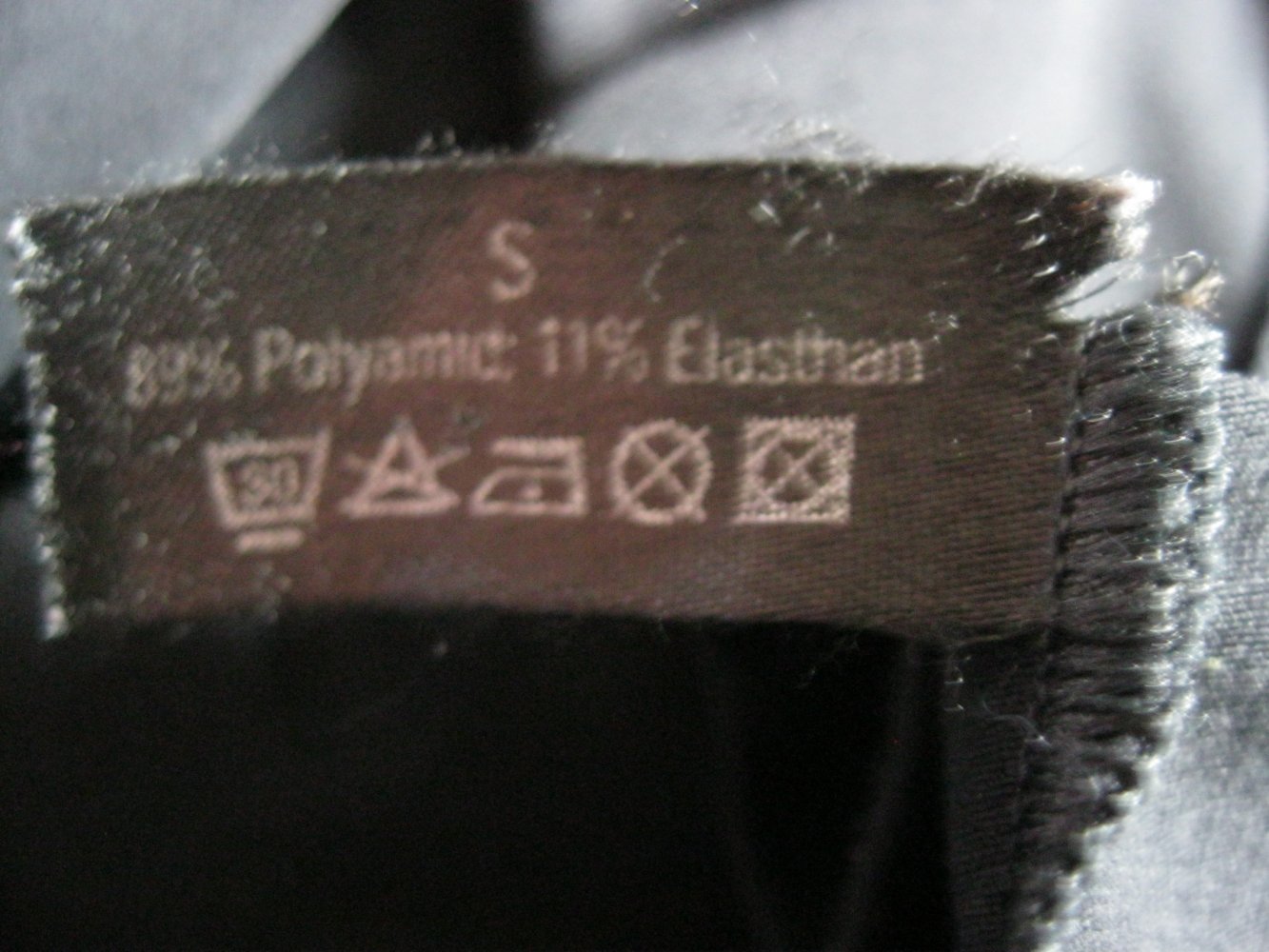 T-Shirt # Kunert Wellness # Schwarz # V-Ausschnitt # S