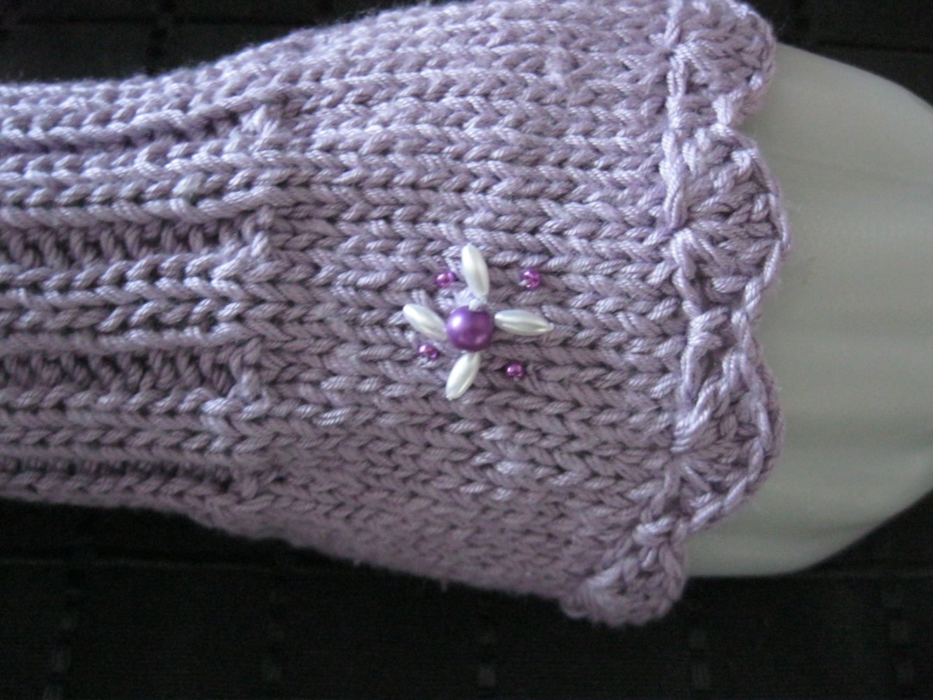 NEU Pulswärmer Perlen Baumwolle Handmade Hand-Stulpen Flieder