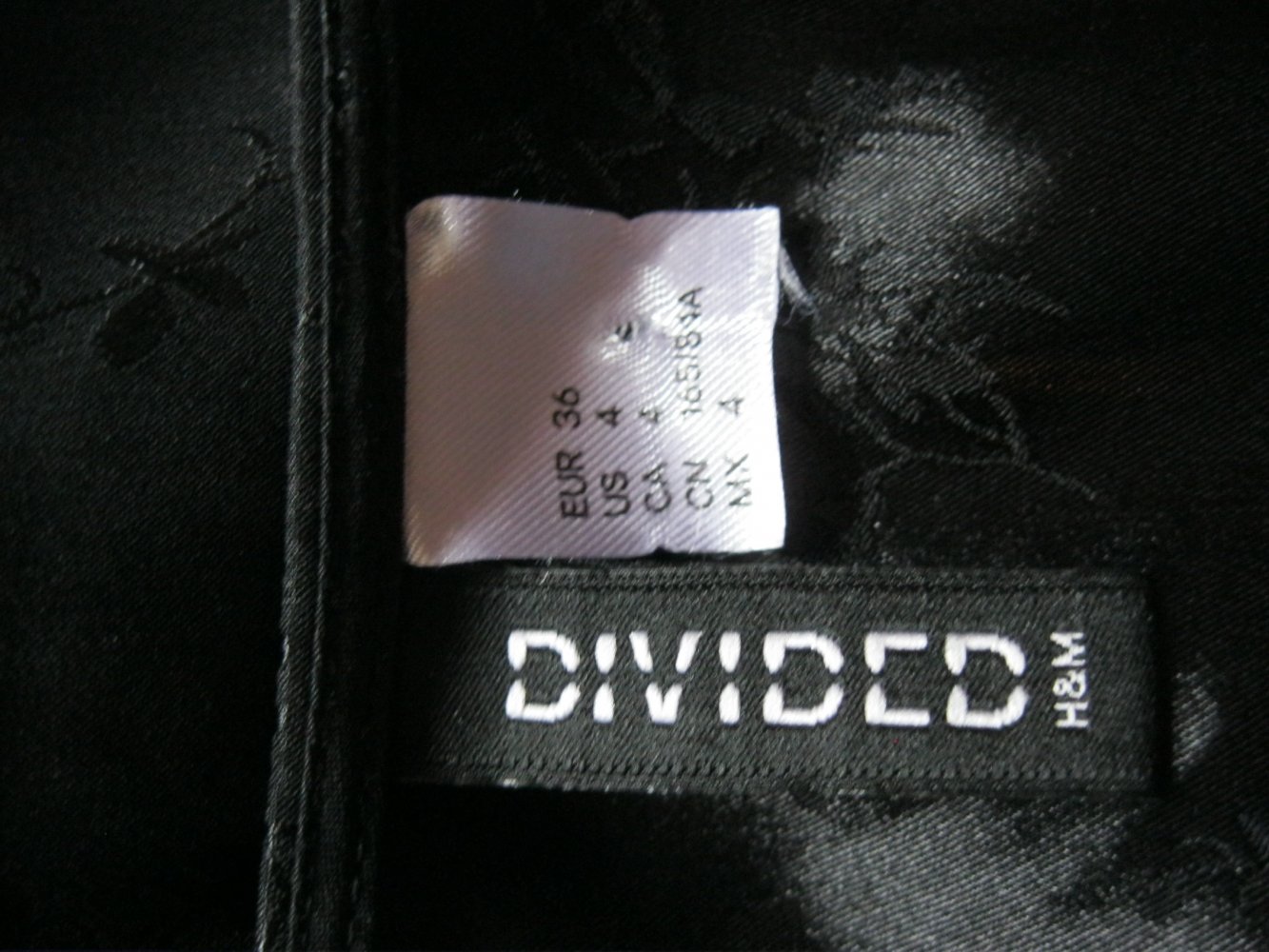 Bluse # Divided # H&M # cropped # Schwarz # Blumen # 36